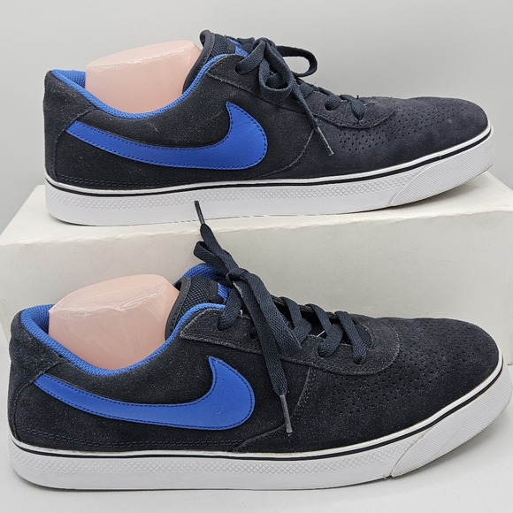 Nike dunk SB shoes size 13 - Picture 1 of 16